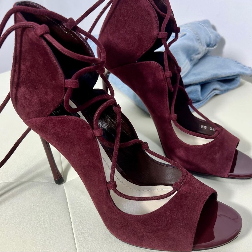 Dior lace up heels size 38 burgundy